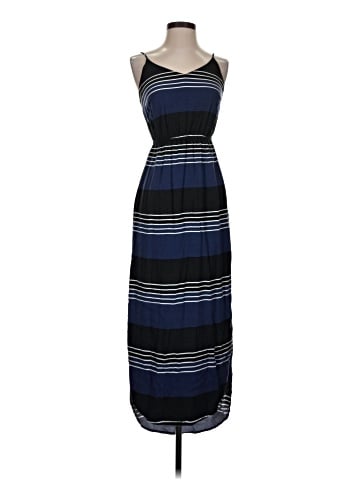 Old Navy Casual Dress (view 1)