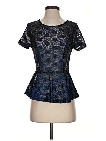 Romeo & Juliet Couture Short Sleeve Top (view 1)