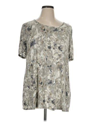LOGO by Lori Goldstein Short Sleeve T-Shirt (view 1)