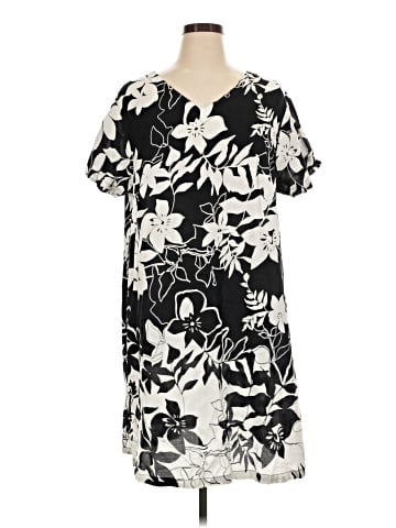 Peppermint Bay Casual Dress (view 1)