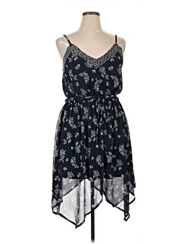 Xhilaration Casual Dress (view 1)