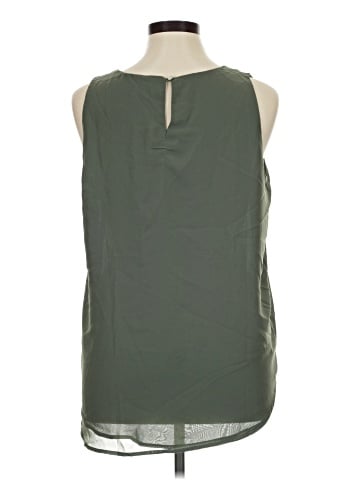 Zenana Sleeveless Blouse (view 2)