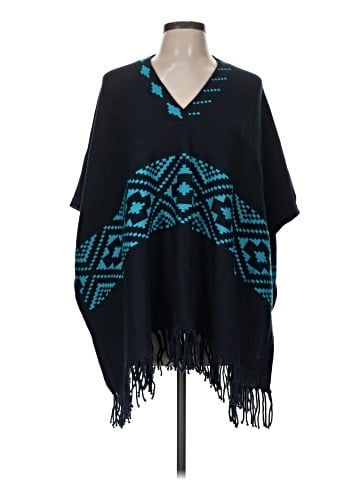 Minnie Rose Poncho (view 1)