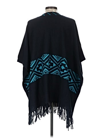 Minnie Rose Poncho (view 2)