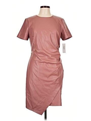 Donna Morgan Casual Dress (view 1)