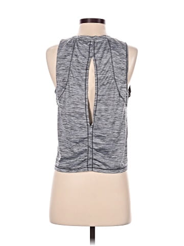 Reebok Sleeveless T-Shirt (view 2)