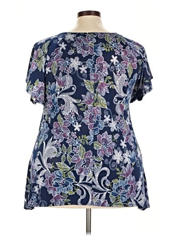 Brittany Black Short Sleeve T-Shirt (view 2)