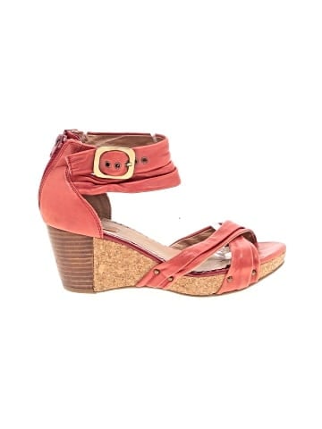 Miz Mooz Wedges (view 1)
