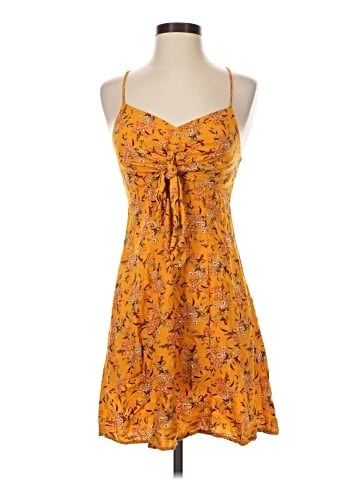Xhilaration Casual Dress (view 1)