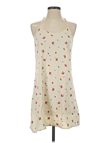 Urban Outfitters Casual Dress (view 1)