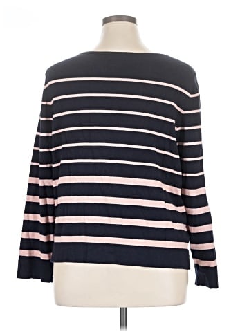 Liz Claiborne Pullover Sweater (view 2)