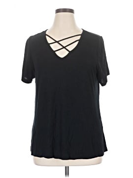REBEL Rebel Wilson Short Sleeve Top (view 1)