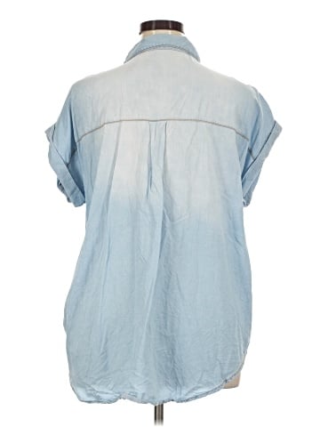 Vanilla Bay Short Sleeve Button-Down Shirt (view 2)