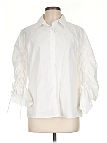 Levi's 3/4 Sleeve Button-Down Shirt (view 1)