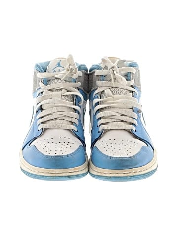 Nike Sneakers (view 2)