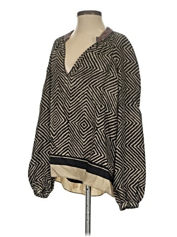 Elizabeth and James Kimono (view 1)