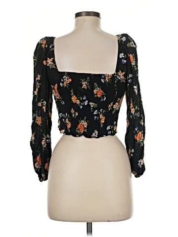 Urban Outfitters 3/4 Sleeve Blouse (view 2)