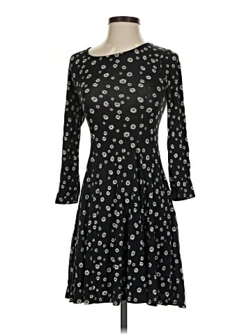 Forever 21 Casual Dress (view 1)