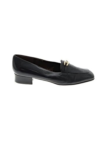 Etienne Aigner Flats (view 1)