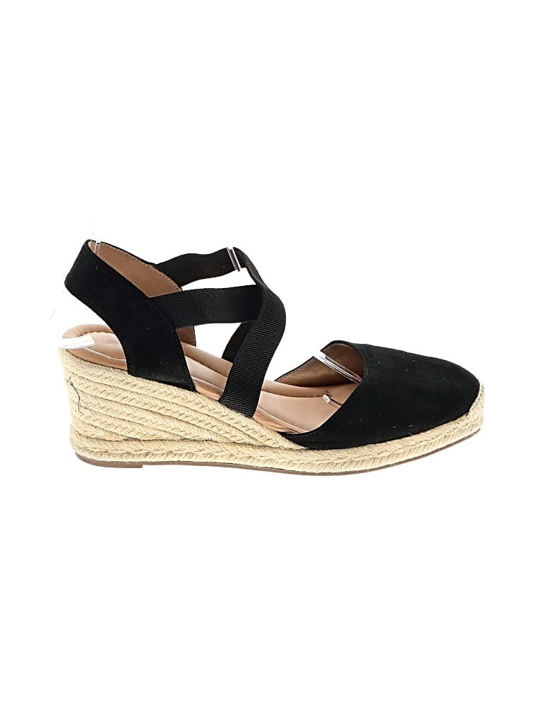 Pre-owned Easy Spirit Wedges In Black