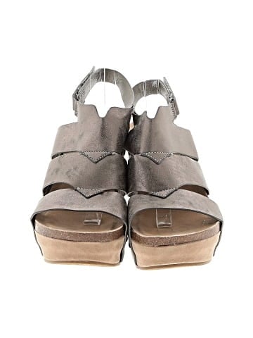 Yoki Wedges (view 2)