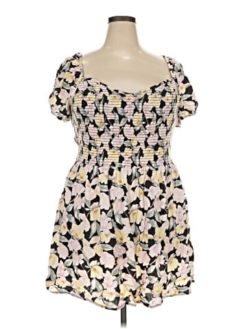 American Eagle Outfitters Casual Dress (view 1)
