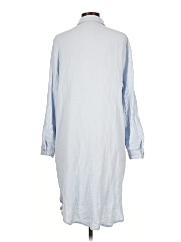 Saks Fifth Avenue Casual Dress (view 2)