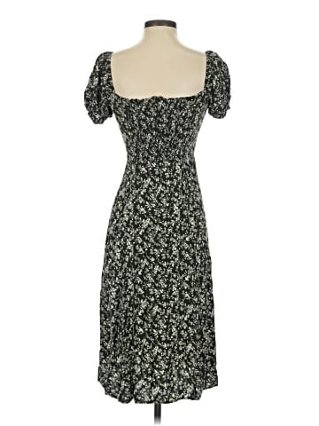 Francesca's Casual Dress (view 2)