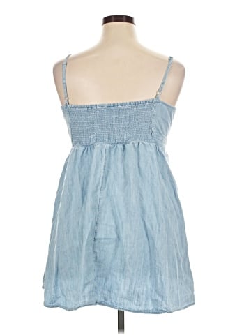 Old Navy Casual Dress (view 2)