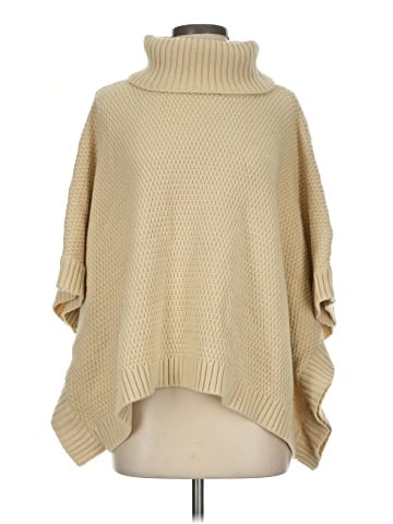 Illa Illa Poncho (view 1)