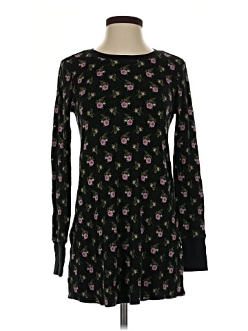 Victoria's Secret Casual Dress (view 1)