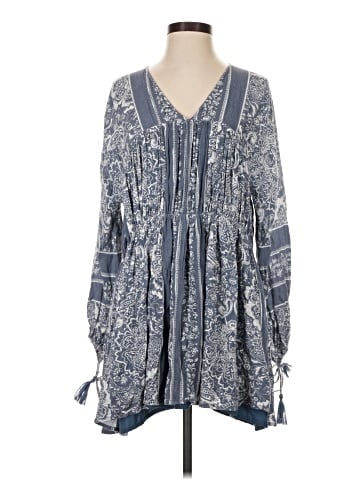 En Creme Casual Dress (view 1)