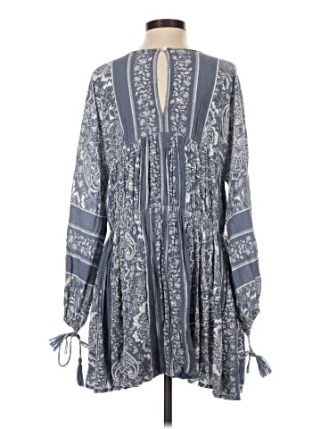 En Creme Casual Dress (view 2)