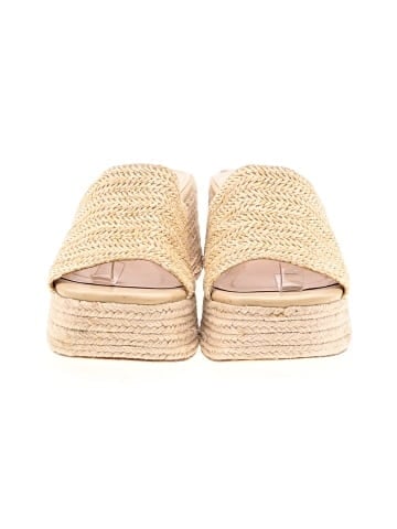 Unbranded Wedges (view 2)