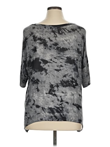 Pleione 3/4 Sleeve Blouse (view 2)
