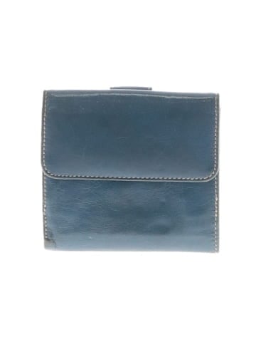 Unbranded Wallet (view 1)