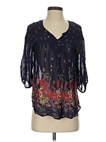 Lil 3/4 Sleeve Blouse (view 1)