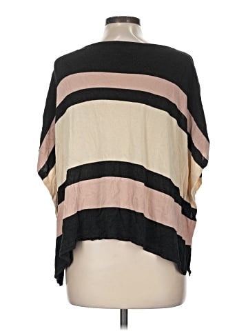 Simply Noelle Short Sleeve Top (view 2)