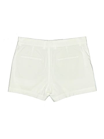 Vince. Khaki Shorts (view 2)