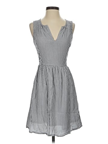 Old Navy Casual Dress (view 1)