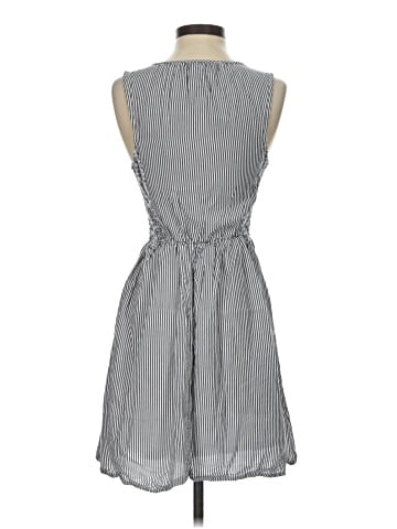 Old Navy Casual Dress (view 2)