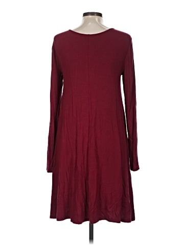 Old Navy Casual Dress (view 2)