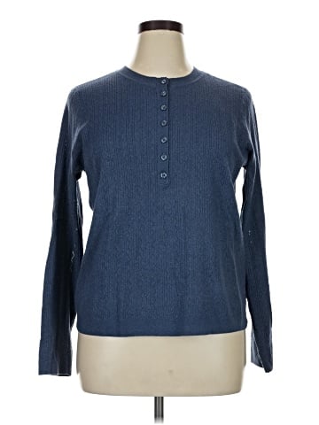 Liz Claiborne Pullover Sweater (view 1)