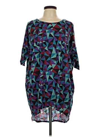 Lularoe 3/4 Sleeve T-Shirt (view 1)