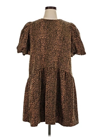 Crown & Ivy Casual Dress (view 1)