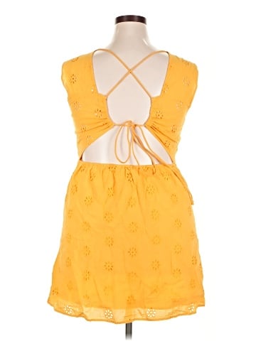 Vero Moda Casual Dress (view 2)