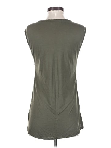 Jennifer Lopez Sleeveless Blouse (view 2)