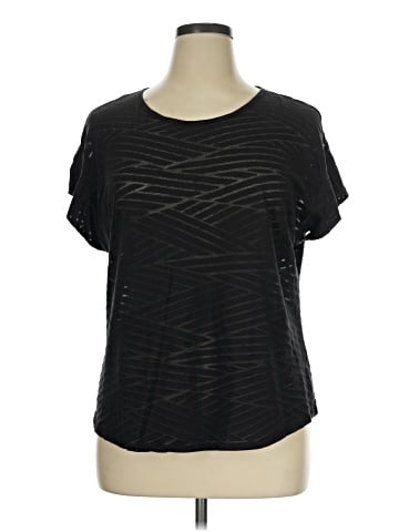 Daisy Fuentes Short Sleeve T-Shirt (view 1)