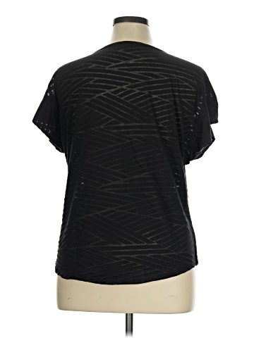 Daisy Fuentes Short Sleeve T-Shirt (view 2)