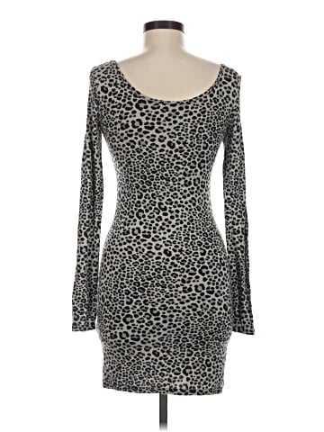 Divided by H&M Casual Dress (view 2)
